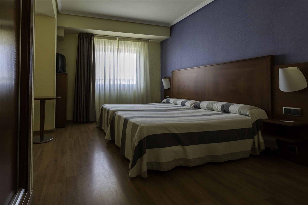 אלמריה Torreluz Apartamentos מראה חיצוני תמונה