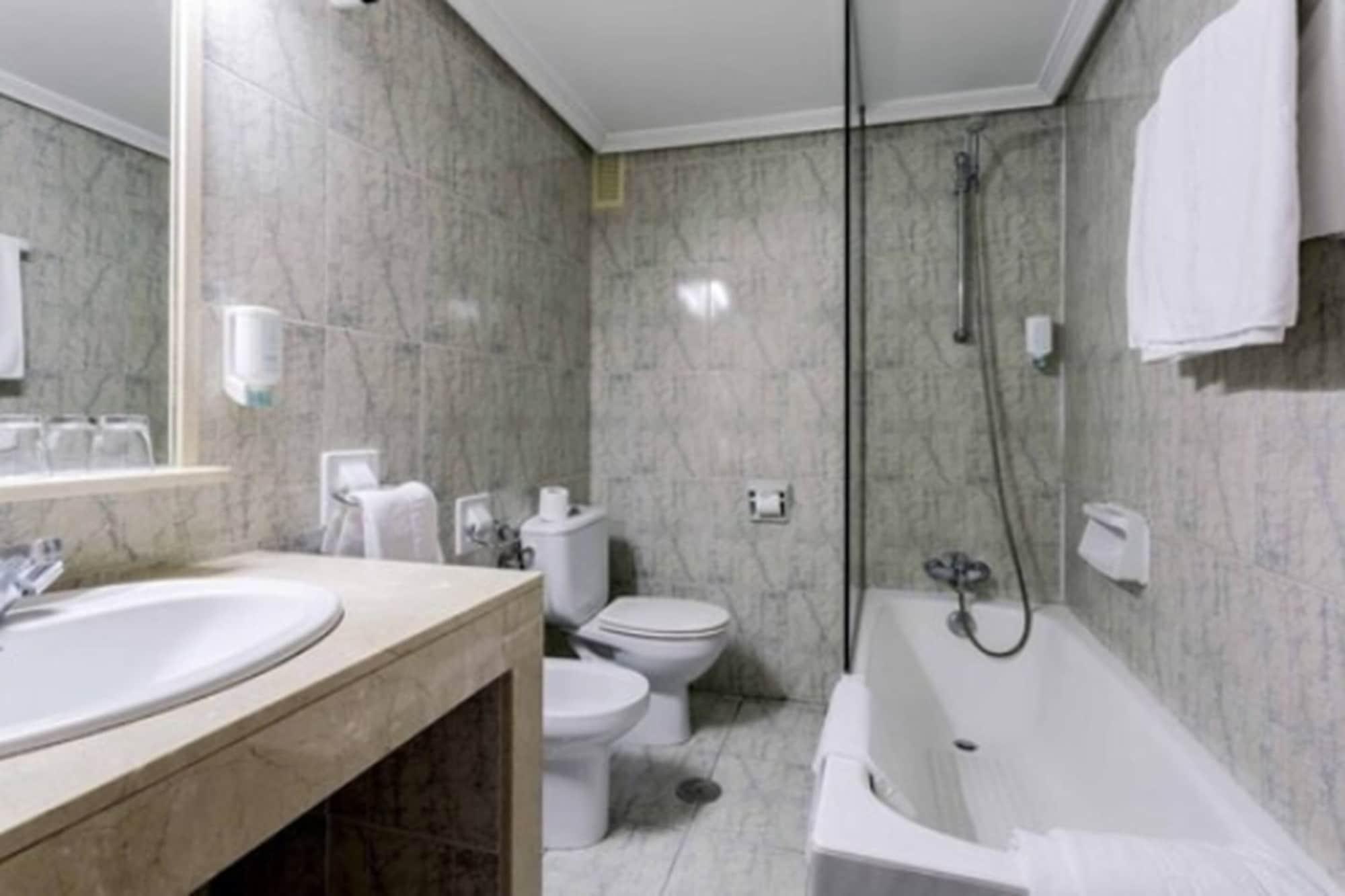 אלמריה Torreluz Apartamentos מראה חיצוני תמונה