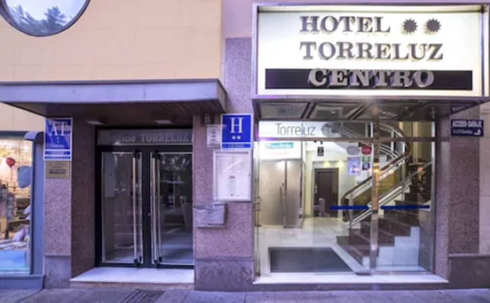 אלמריה Torreluz Apartamentos מראה חיצוני תמונה